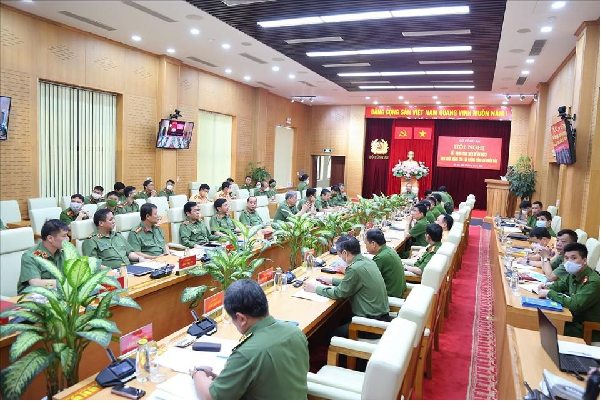 Đẩy mạnh thực hiện Đề án 06 trong lực lượng Công an nhân dân